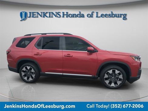 New 2026 Honda Pilot Touring image 3