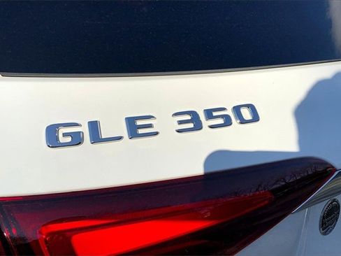 Used 2025 Mercedes-Benz GLE 350 4MATIC image 8