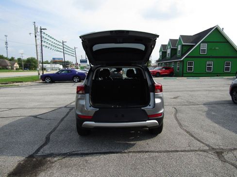Used 2025 Chevrolet TrailBlazer LT FWD image 7