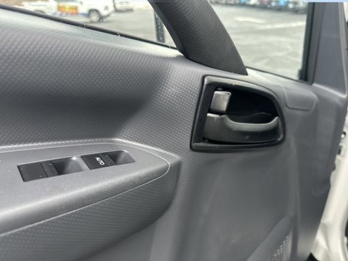 New 2025 Chevrolet Low Cab Forward image 6