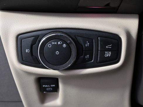 Used 2019 Lincoln Nautilus Select image 24