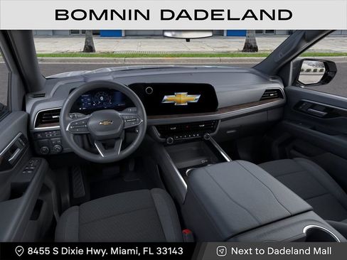 New 2026 Chevrolet Suburban LS image 15