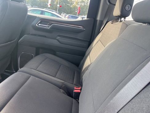 Used 2023 Chevrolet Silverado 1500 LT image 28