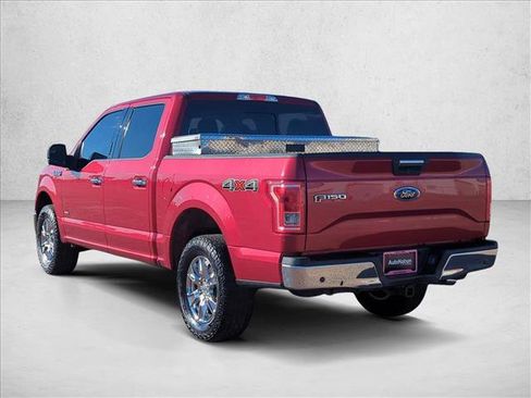 Used 2015 Ford F150 XLT w/ Equipment Group 302A Luxury image 10