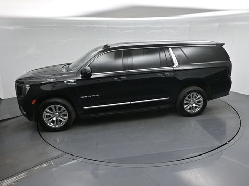 Used 2021 GMC Yukon XL Denali AWD/4WD image 43
