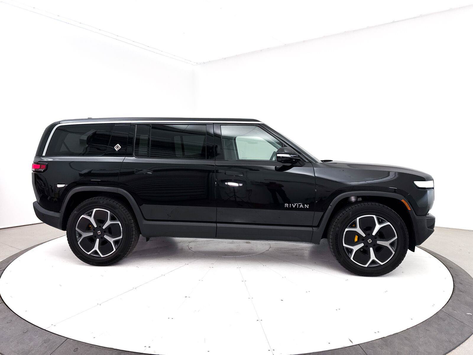 Used 2023 Rivian R1S Launch Edition Quad AWD/4WD image 39