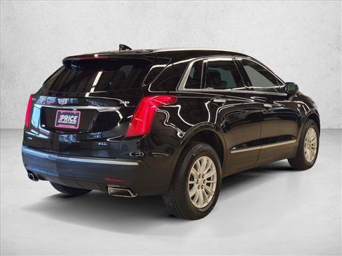 Used 2018 Cadillac XT5 AWD image 5