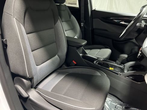 New 2026 Chevrolet TrailBlazer LT image 9