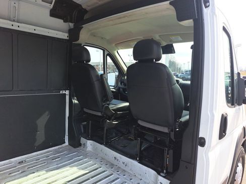 Used 2023 RAM ProMaster 2500 image 15