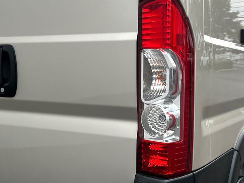Used 2017 RAM ProMaster 2500 w/ Mopar Trailer Tow Group FWD image 41