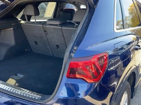 Used 2023 Audi Q3 2.0T Premium image 22