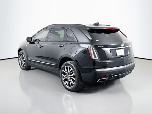 Certified 2023 Cadillac XT5 Sportv w/ Technology Package image 5