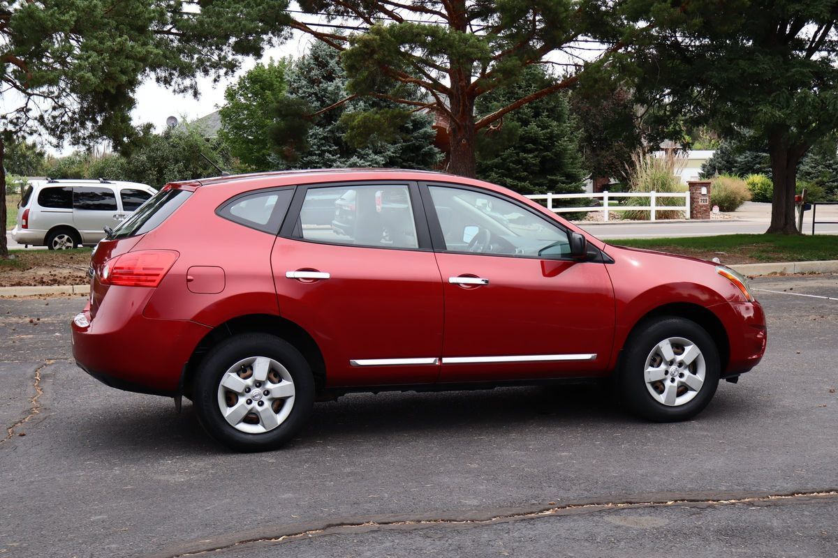 Used 2015 Nissan Rogue S AWD/4WD image 4