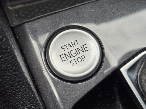 Used 2024 Volkswagen Tiguan SE R-Line FWD image 20