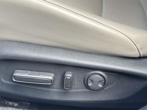 Used 2024 Honda Accord Touring image 12