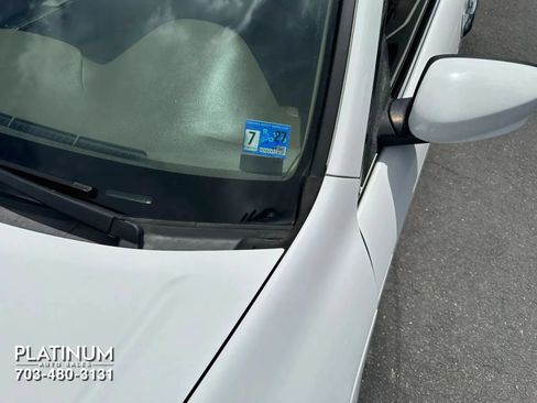 Used 2010 Honda Accord EX-L image 9