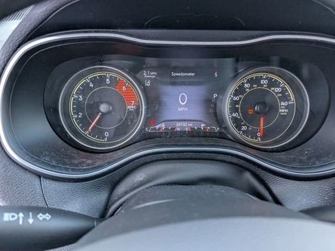 Used 2023 Jeep Cherokee Trailhawk w/ Trailer Tow Group image 12