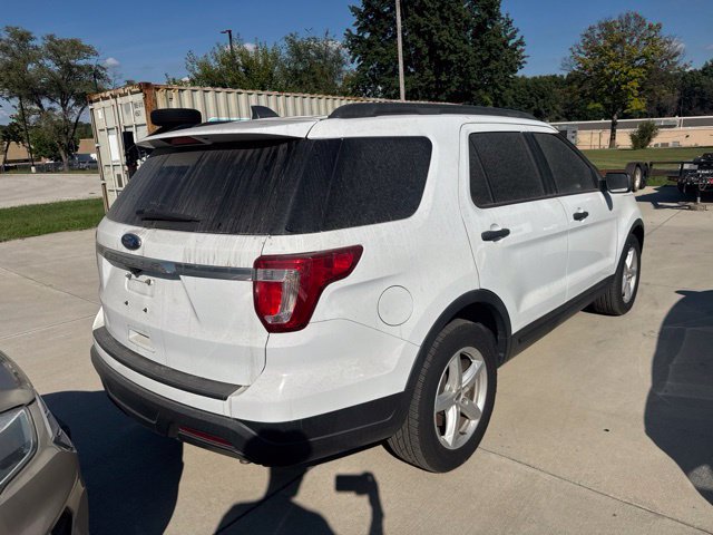 Used 2018 Ford Explorer FWD image 3