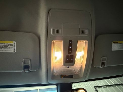 Used 2015 Cadillac SRX FWD image 27