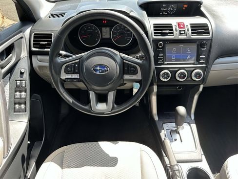 Used 2018 Subaru Forester 2.5i w/ Alloy Wheel Package image 2