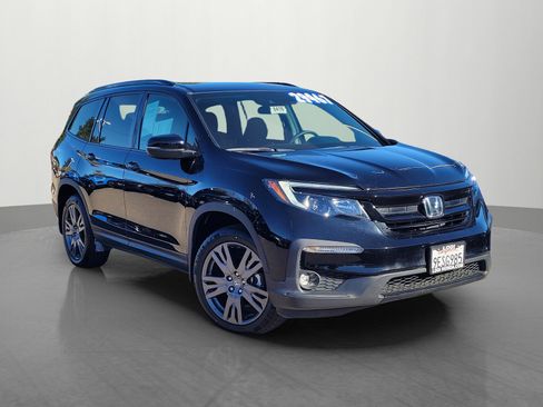 Certified 2022 Honda Pilot Sport image 1
