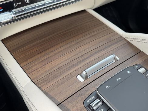 New 2026 Mercedes-Benz GLS 450 4MATIC image 52