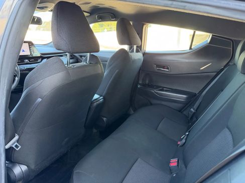 Used 2019 Toyota C-HR LE image 19