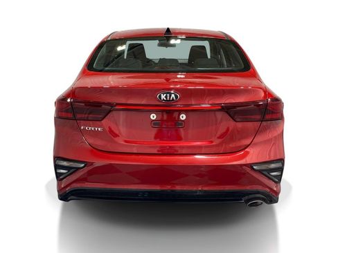 Used 2021 Kia Forte LXS FWD image 3
