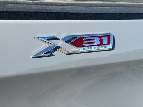 Used 2025 GMC Sierra 1500 SLE w/ X31 Off-Road Package AWD/4WD image 6