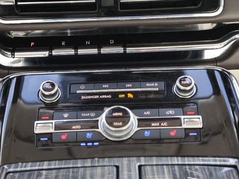 Used 2019 Lincoln Navigator L Black Label image 21