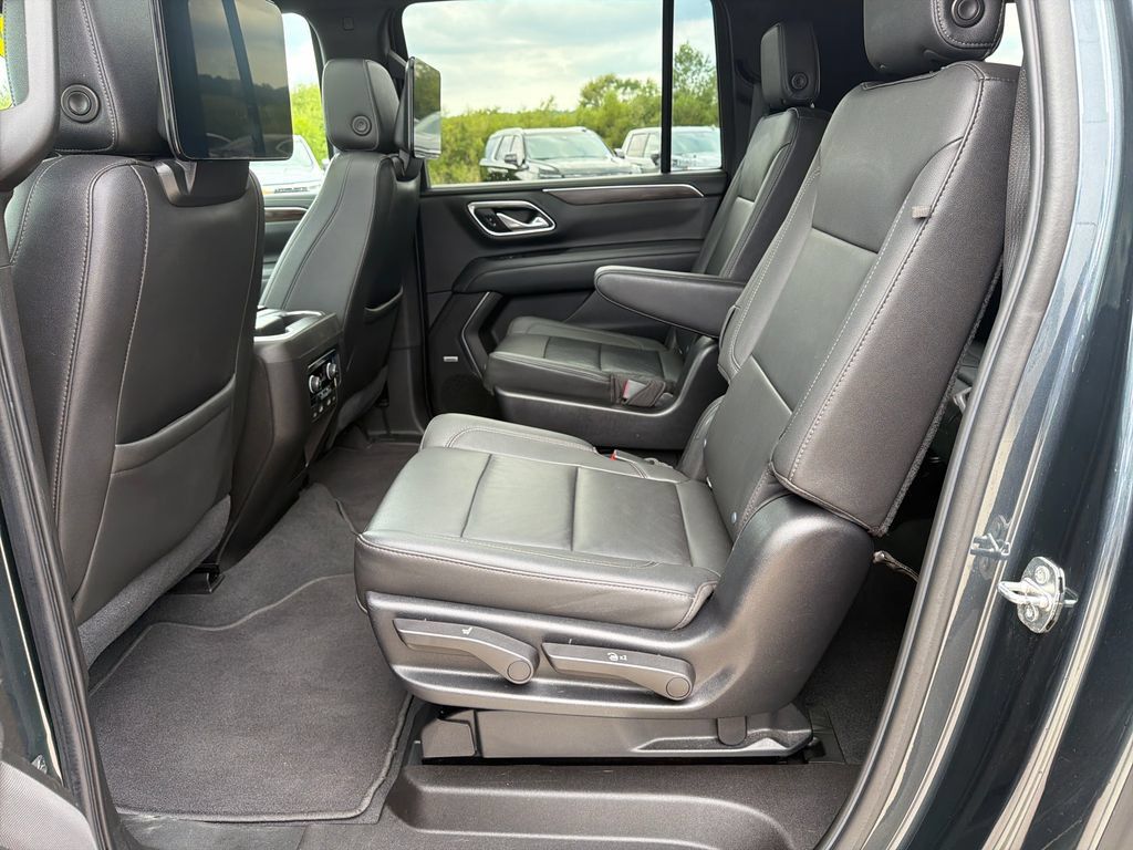 Certified 2021 Chevrolet Suburban Z71 w/ Rear Media and Nav Package AWD/4WD image 28