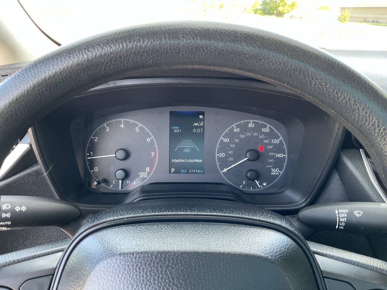 Used 2025 Toyota Corolla LE FWD image 21