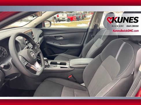 Used 2024 Nissan Sentra SV image 11