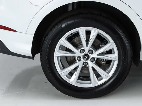 Used 2025 Audi Q3 2.0T Premium Plus w/ Premium Plus Package AWD/4WD image 17