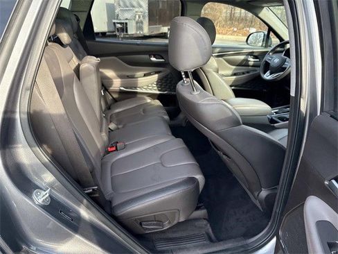 Used 2019 Hyundai Santa Fe Limited image 11