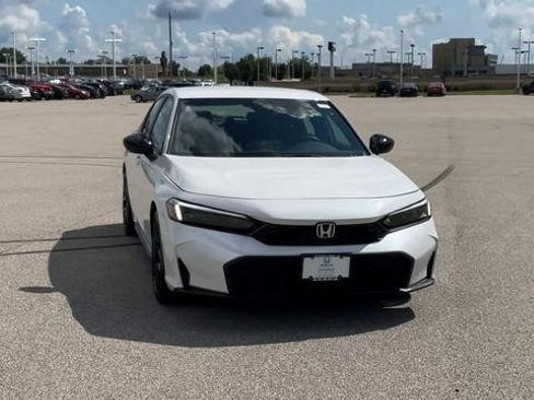 Certified 2025 Honda Civic Sport image 3