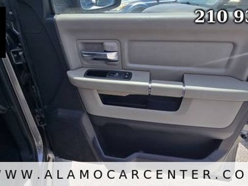 Used 2012 RAM 1500 Classic SLT RWD image 19