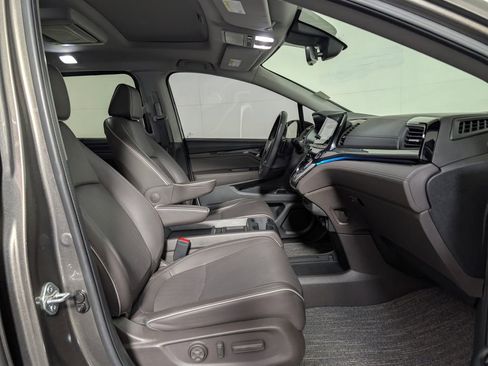 Used 2022 Honda Odyssey Elite image 10