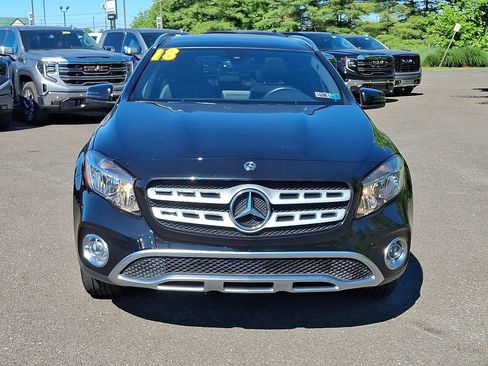 Used 2018 Mercedes-Benz GLA 250 4MATIC image 2