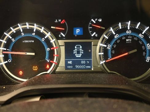 Used 2019 Toyota 4Runner Limited AWD/4WD image 14