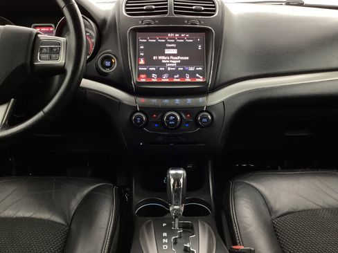 Used 2019 Dodge Journey Crossroad w/ Popular Equipment Group AWD/4WD image 29