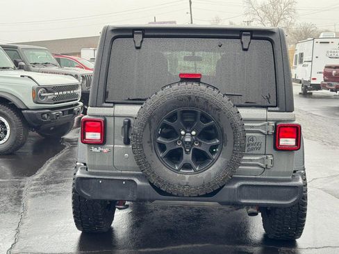 Used 2020 Jeep Wrangler Unlimited Sport image 5