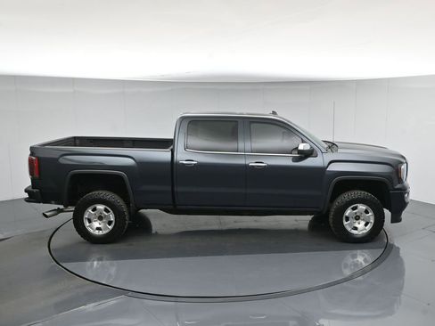 Used 2018 GMC Sierra 1500 Denali image 39
