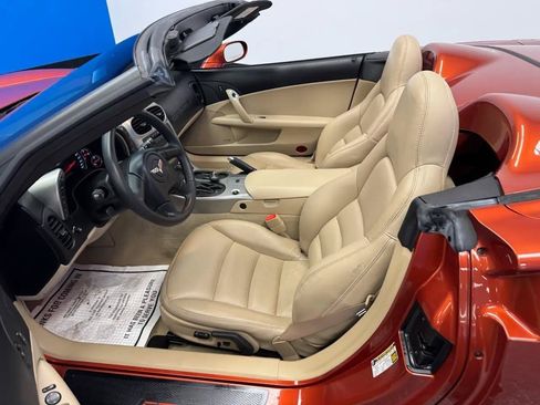 Used 2005 Chevrolet Corvette Convertible w/ Preferred Equipment Group RWD image 14