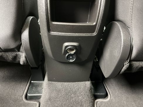 Used 2015 Ford Escape SE AWD/4WD image 12