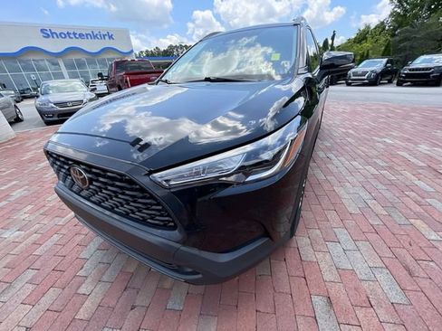 Used 2023 Toyota Corolla Cross LE FWD image 24