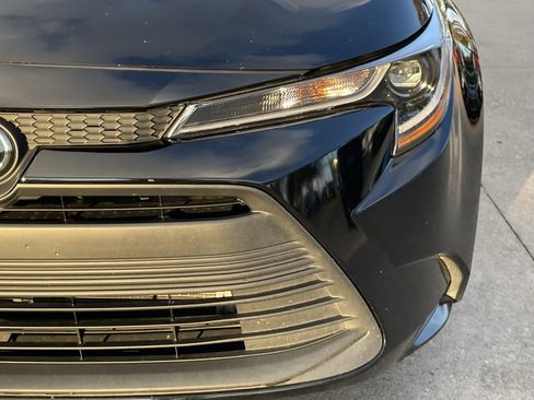 Used 2024 Toyota Corolla LE image 7