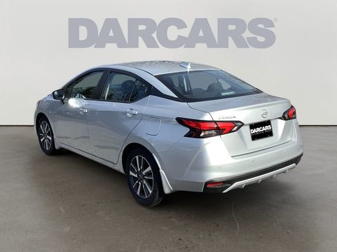 Used 2025 Nissan Versa SV w/ Trunk Package image 5