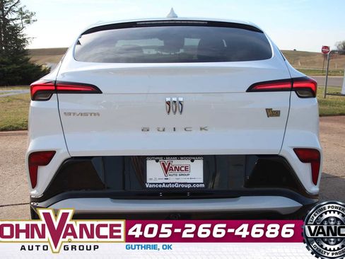 Used 2025 Buick Envista Sport Touring w/ Convenience I Package image 8