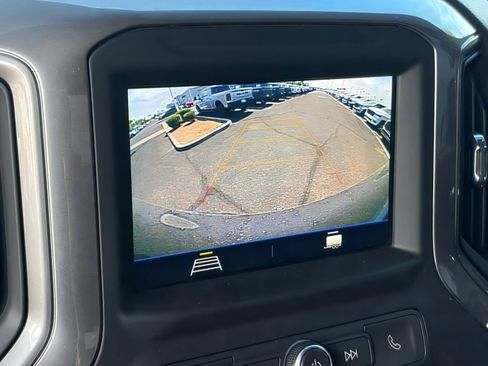 Used 2022 Chevrolet Silverado 1500 Custom RWD image 23